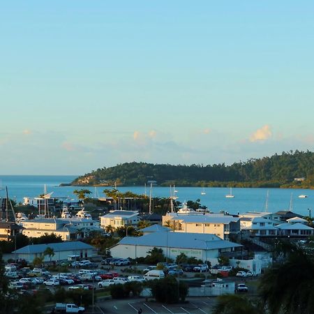 Coral Sea Vista Apartments Airlie Beach Dış mekan fotoğraf