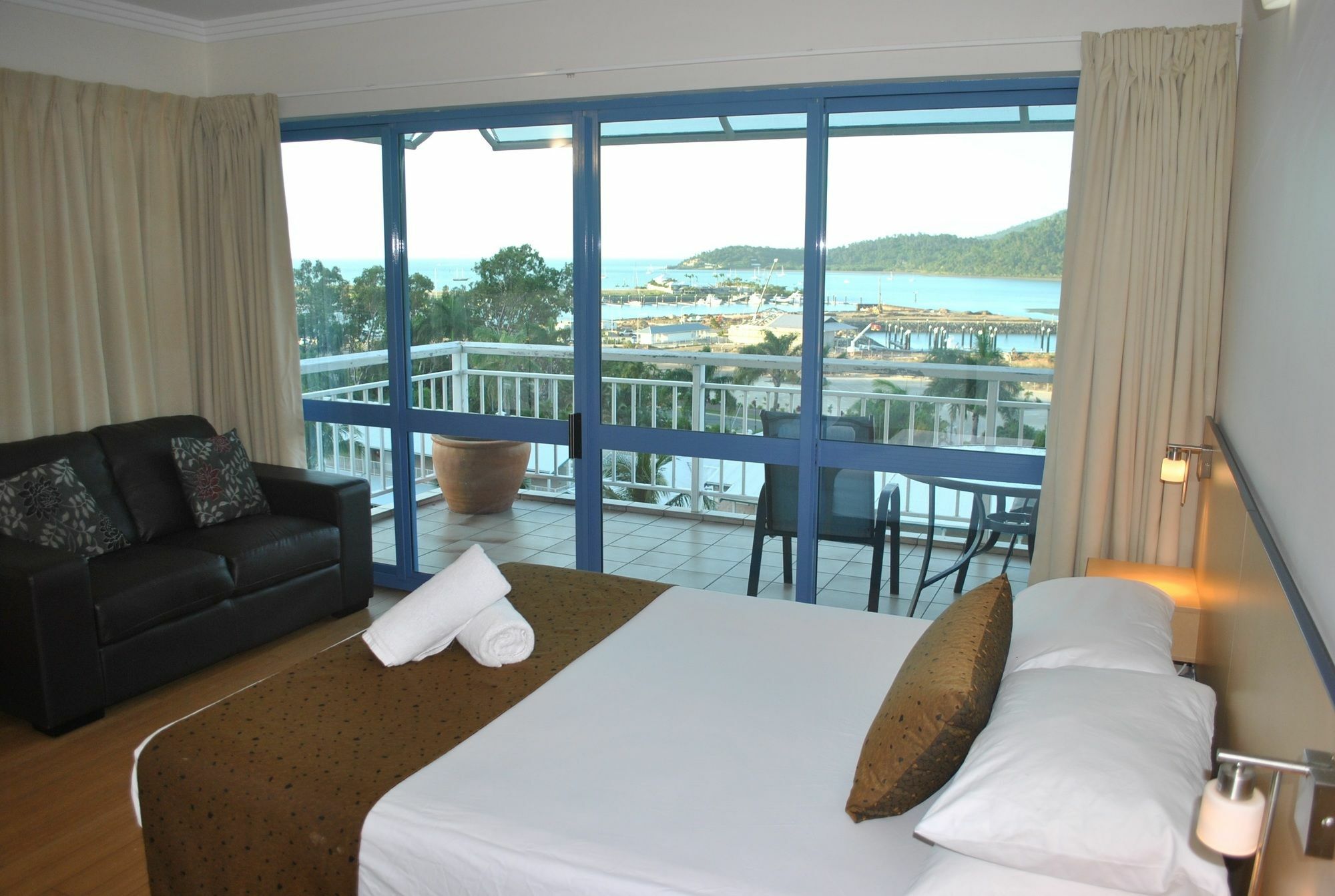 Coral Sea Vista Apartments Airlie Beach Dış mekan fotoğraf